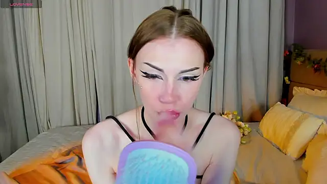 Jennie_Hunter: απευθείας συνομιλία ΧΧΧ