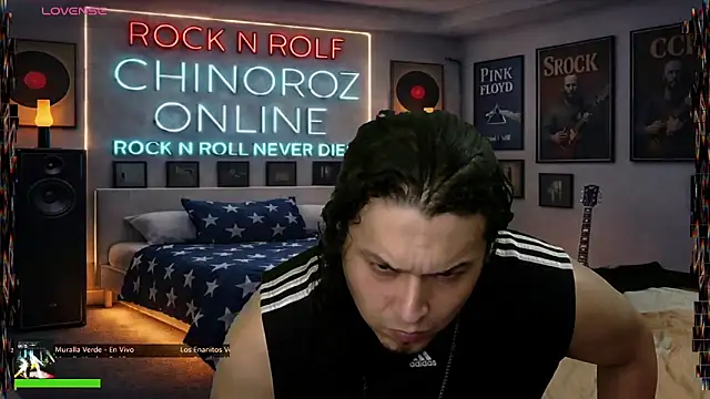 chino_roz Chat XXX in diretta