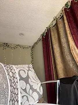 Shuggabutt Live XXX Chat