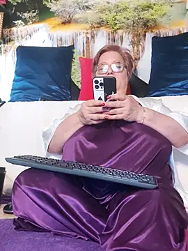 QueenPammy1's Live XXX Chat