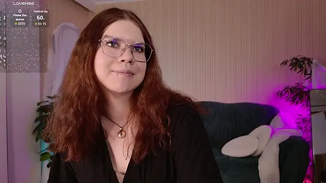 A_Lot_of_Bunny 即時 XXX 聊天