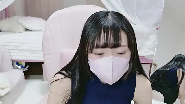 MOE_o0: онлайн-секс-чат