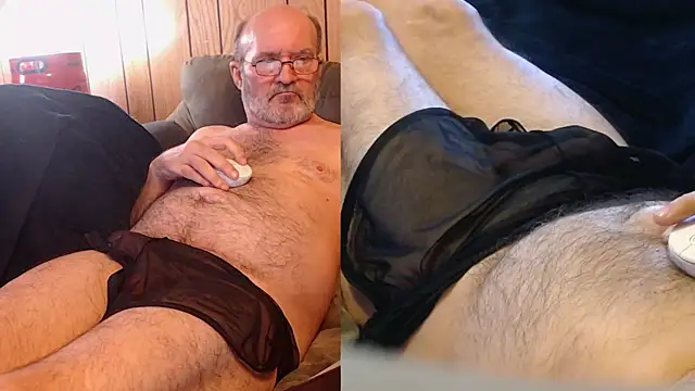 snickers1 Show in webcam