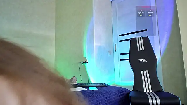 Chatroom XXX en direct de Roseaa