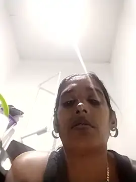 Baby_P Chat XXX in diretta