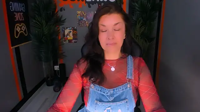 Онлайн чат XXX AnaMills