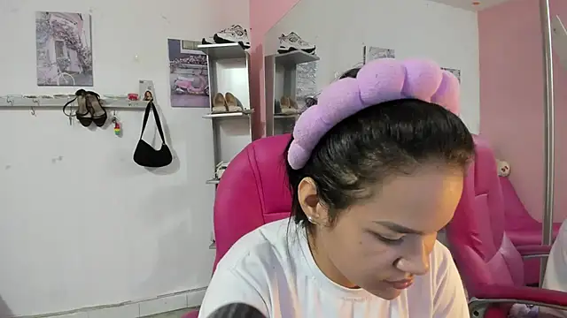 Онлайн чат XXX CAMILA--REY