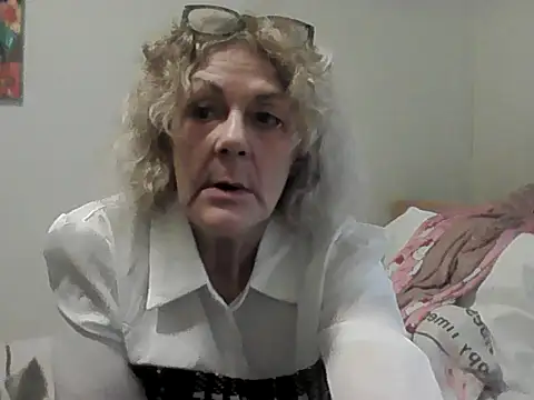 Latex_shantieのライブXXXチャット