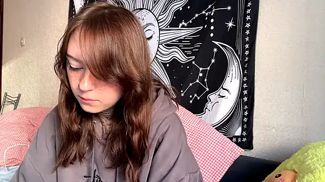 Littleways élő XXX-chatje