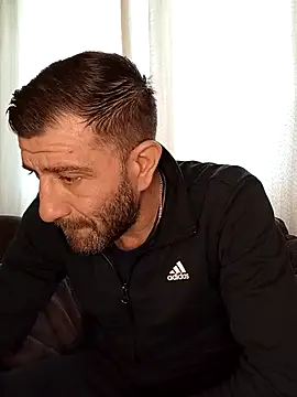 Alexdaniel89のライブXXXチャット