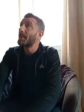 XXX chat uživo modela Alexdaniel89