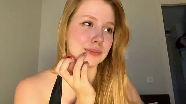 HoneyAudrey's Live XXX Chat