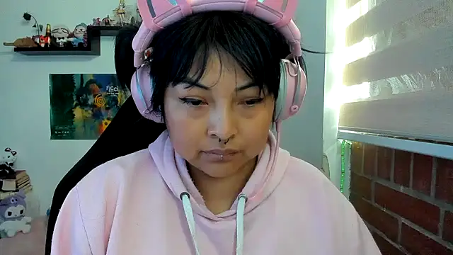 Shaddycute_'s Live XXX Chat