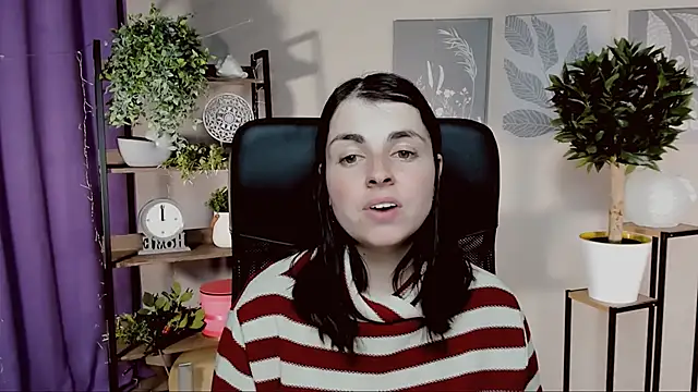 MartaEdams' Live XXX Chat