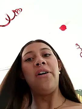 Онлайн чат XXX CharlotteSex_