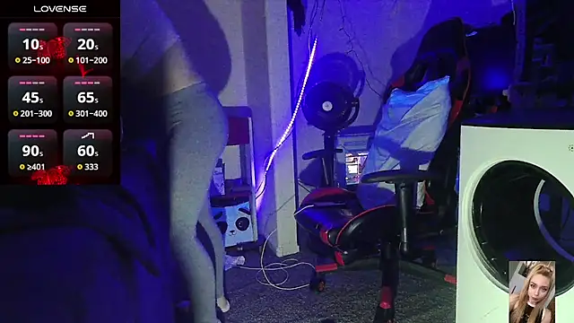 Онлайн чат XXX Blondiewithanass