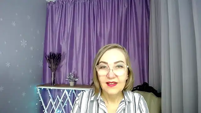 queen_a_n_i – Kamerová šou