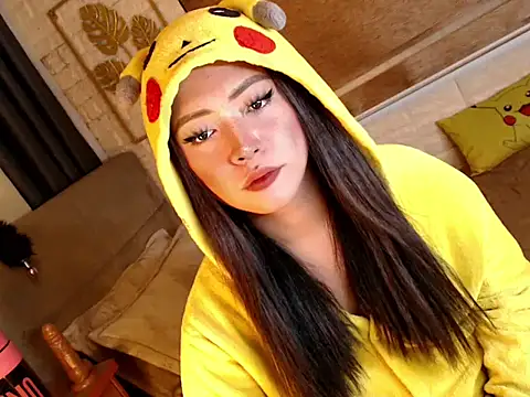 yourdevilsweettsx 现场XXX聊天