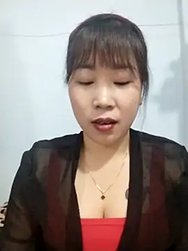 Chat XXX ao vivo de Kiki-vn