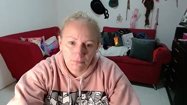 Онлайн чат XXX emperabigbootybigass