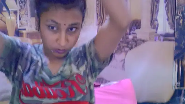 IndianSexyButt – Naživo XXX chat