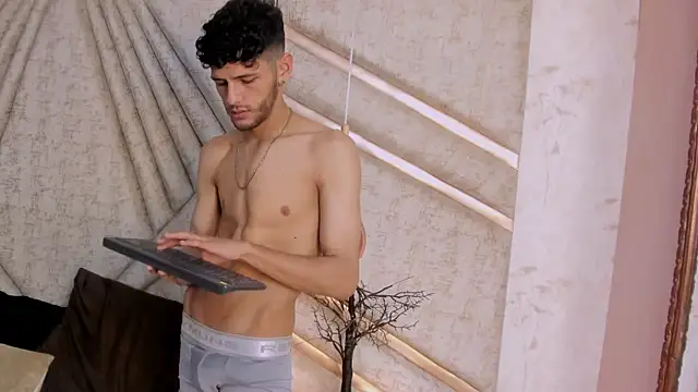 LuckySammer: απευθείας συνομιλία ΧΧΧ