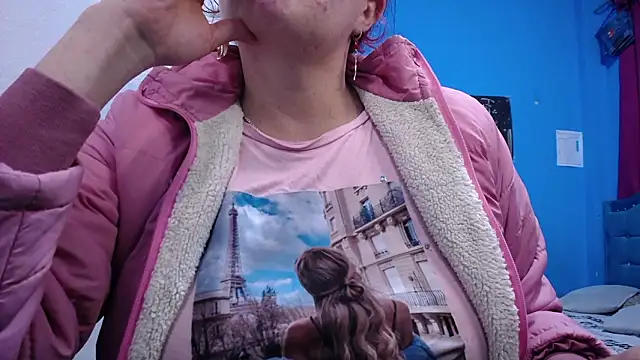 Chatroom XXX en direct de Carolinhe