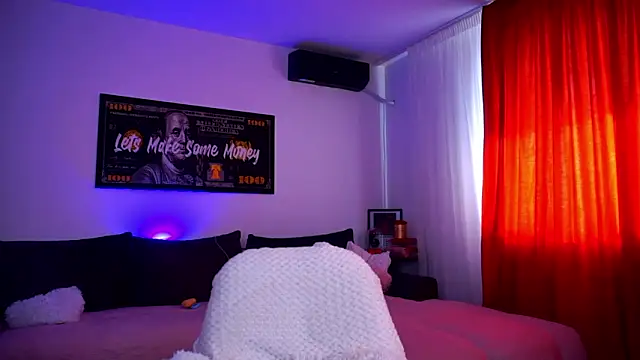 Chatroom XXX en direct de KimNaty