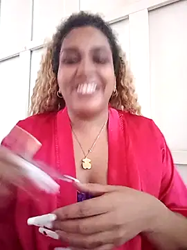 ELLA_KELLYのライブXXXチャット