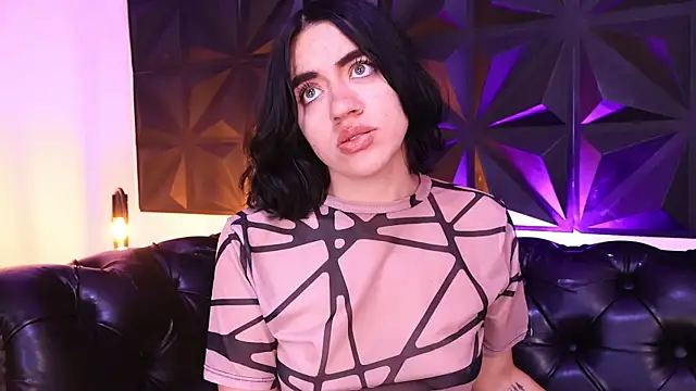 Chat +18 de KasiaNoir_ ao vivo