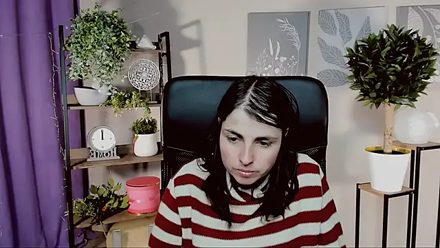 MartaEdams live XXX chat