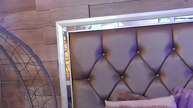 LunaHart Webcam show