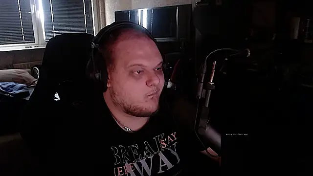 BennyOnTour live XXX chat