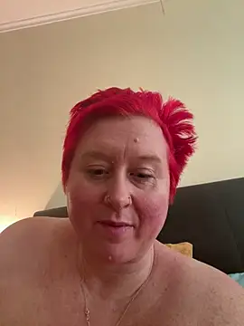 BustyRedxx – Live XXX-chat