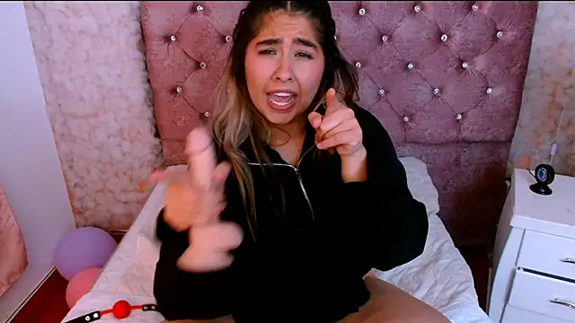 Sofiazaf_ Chat XXX in diretta