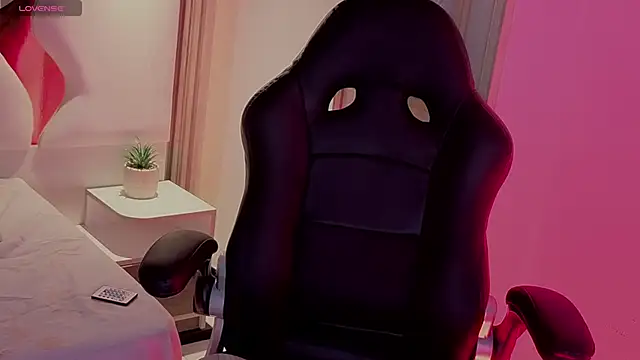 Онлайн чат XXX Candy_joness