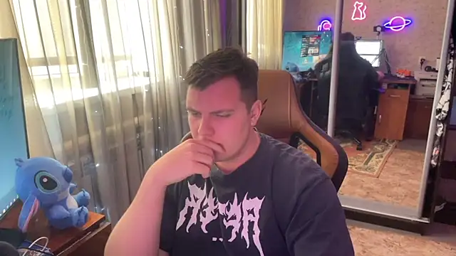 Chatroom XXX en direct de EricKnight1