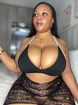 RoyalVibeXO élő XXX-chatje