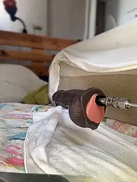 ROUSSH 即時 XXX 聊天