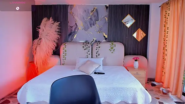 Agathaargent_ élő XXX-chatje