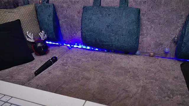 blackcat142 লাইভ XXX চ্যাট