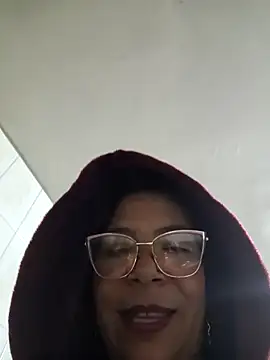 Chat XXX en directo de Scarlet_curly8a