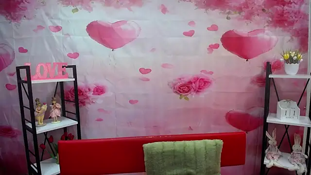 NeonilaLisova's Live XXX Chat