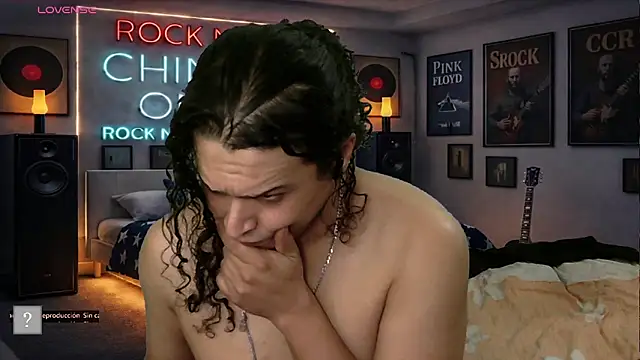 chino_roz's Webcam Show