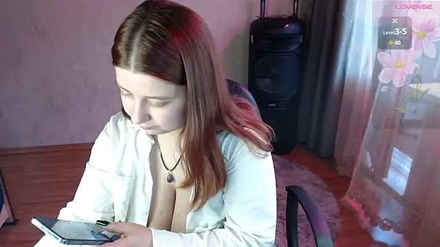 XXX chat uživo modela Victory80lvl