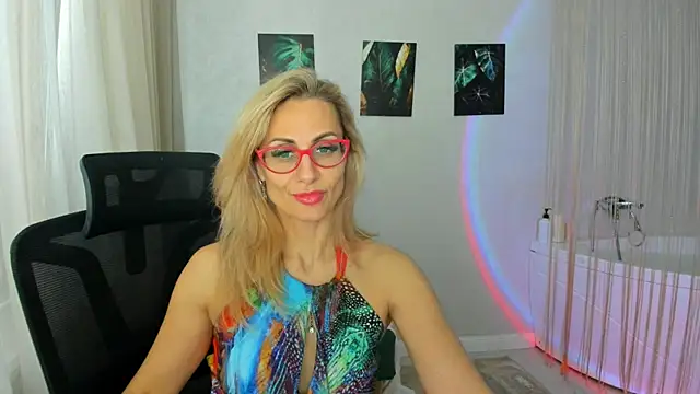 MuseOfStage's Live XXX Chat