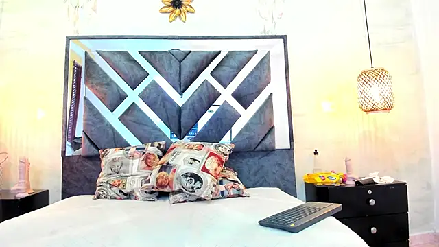 Chat +18 de annie_vega17_ ao vivo