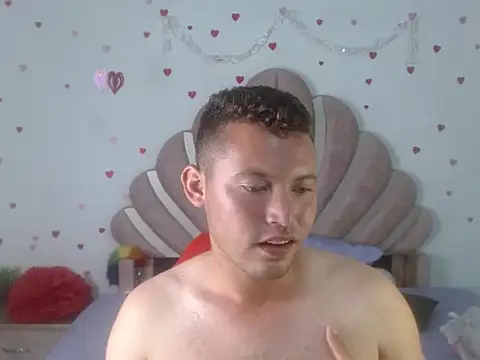 Pokazy przed kamerką – sven_fox723