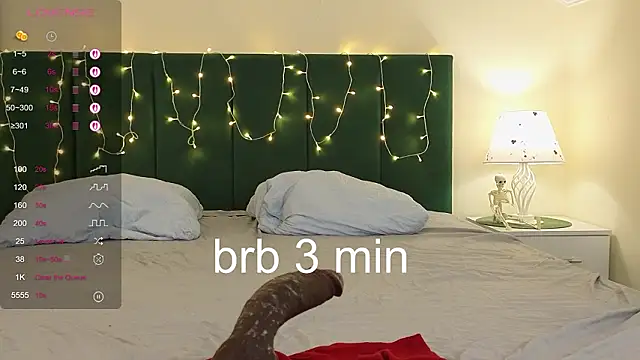 Bonnie_White's Webcam Show