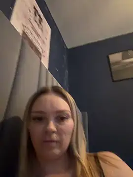 Sky25x – Live XXX-chat